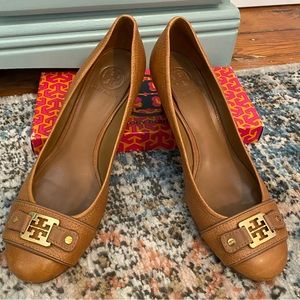 Tory Burch Caramel/Brown Leather Wedge Heel Sz 11